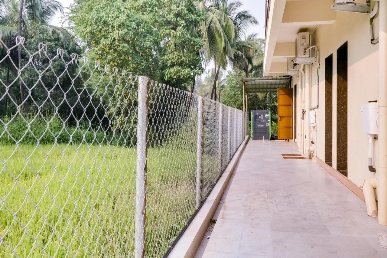 Collection O 47512 Eleven Petals Resort อลีบาก ภายนอก รูปภาพ