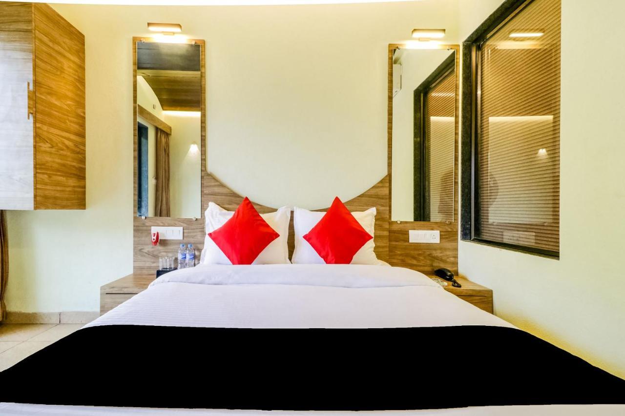 Collection O 47512 Eleven Petals Resort อลีบาก ภายนอก รูปภาพ